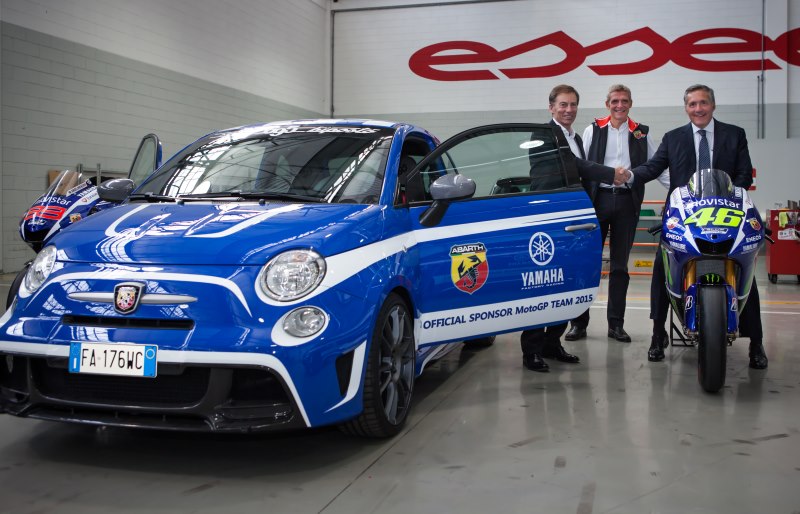 Abarth ist Fahrzeugpartner des Werksteam von Yamaha