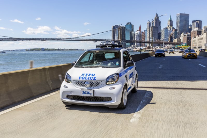 New York City Police Department bestellt 250 smart fortwo: smart forcops