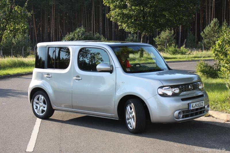 Nissan Cube 1,6 MT KAADO