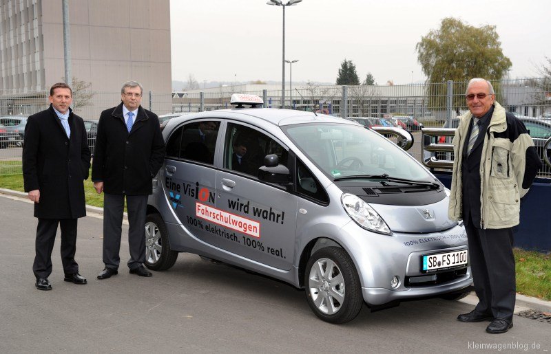 Peugeot i0n für Fahrlehrerverband Saar