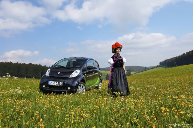 Peugeot i0n für Schwarzwaldurlauber