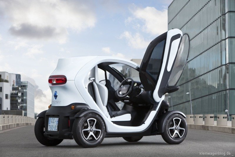 Renault Twizy mit Seitenscheiben