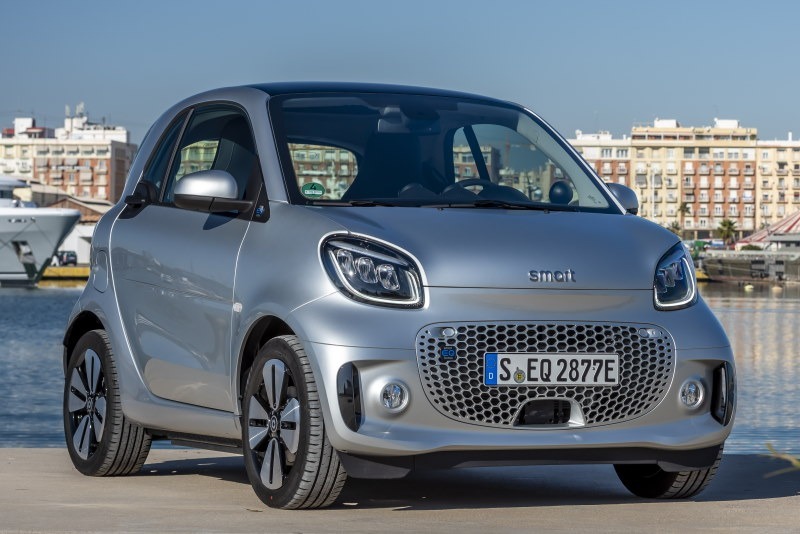 Ist der smart EQ fortwo noch konkurrenzlos in der Stadt? | Test