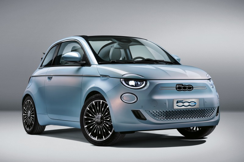 Der neue Fiat 500 – das erste rein elektrisch angetriebene Fahrzeug der Marke
