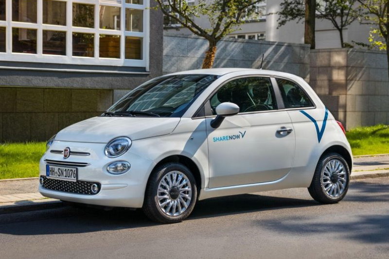 Carsharing-Anbieter SHARE NOW nimmt Fiat 500 in seine Flotte auf