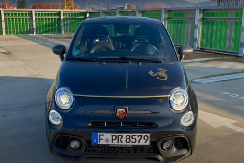 Abarth 595 Scorpioneoro