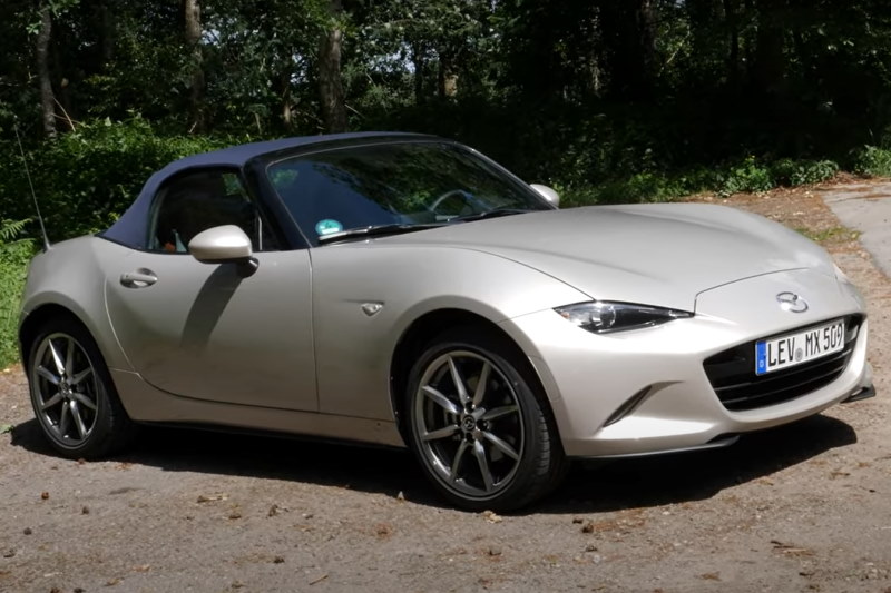 Mazda MX-5 Roadster KINENBI Skyactiv-G 2.0