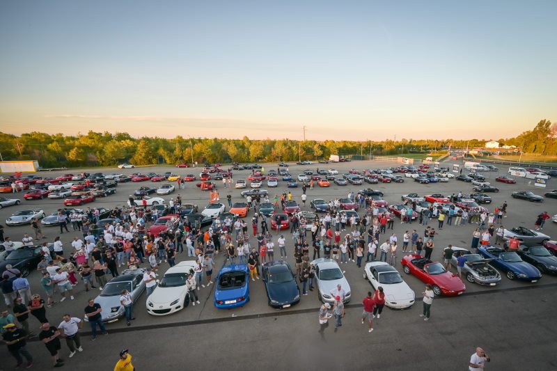Mazda MX-5 ‚Rallye der Rekorde‘ stellt neuen Weltrekord auf