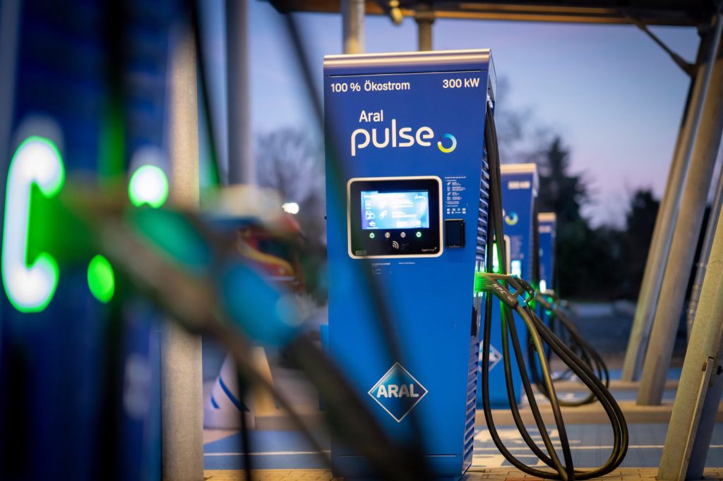 Aral will seine Ladepunkte in Deutschland 2023 verdoppeln