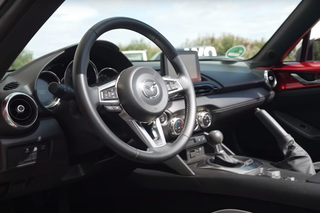 Video: Mazda MX-5 Homura: Jetzt noch sportlicher? | BlackForestDrive