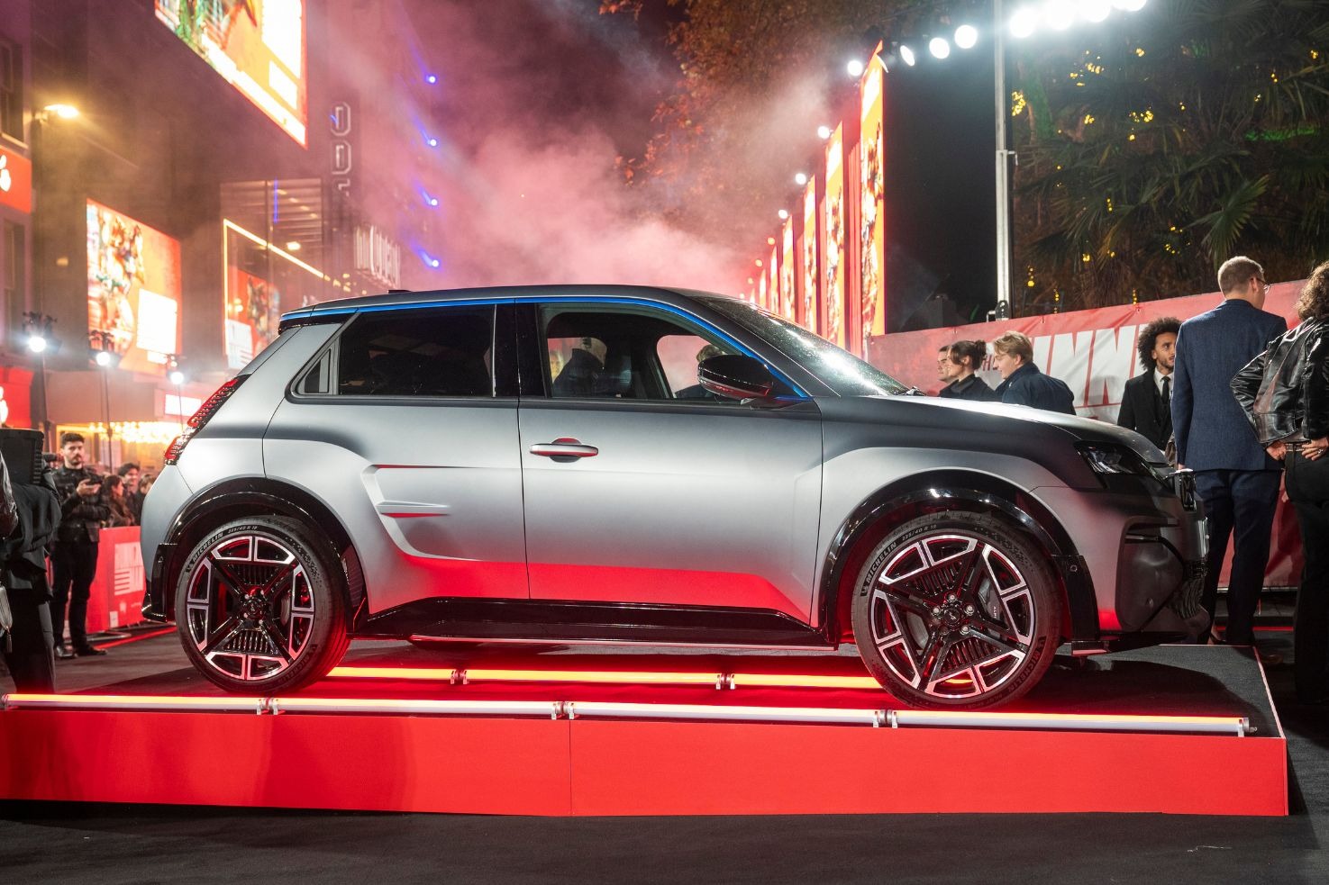 Alpine A290 feiert Leinwanddebüt