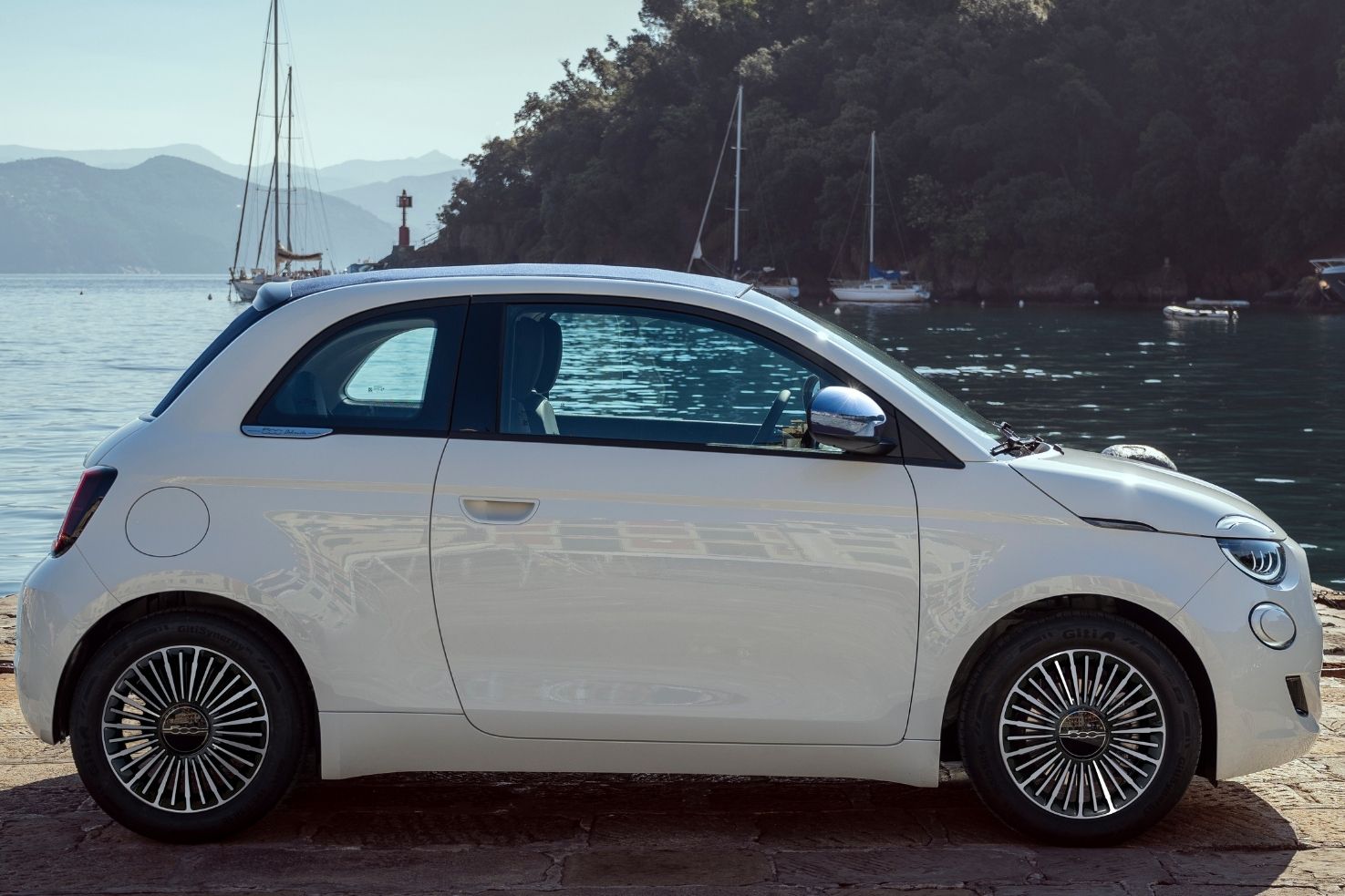 Fiat 500 Hybrid Dolcevita